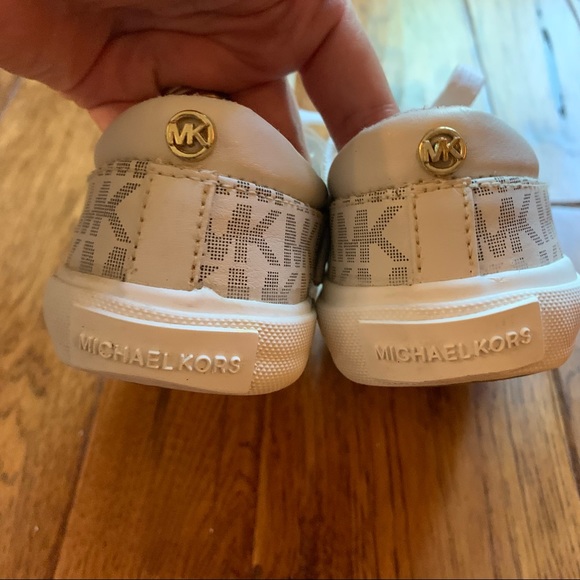 Michael Michael Kors | Ivory/White Sneakers | 11c - Picture 2 of 13